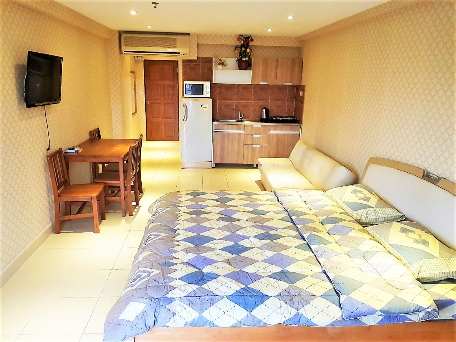 Appartement face à la plage Jomtien ** Finance disponible **