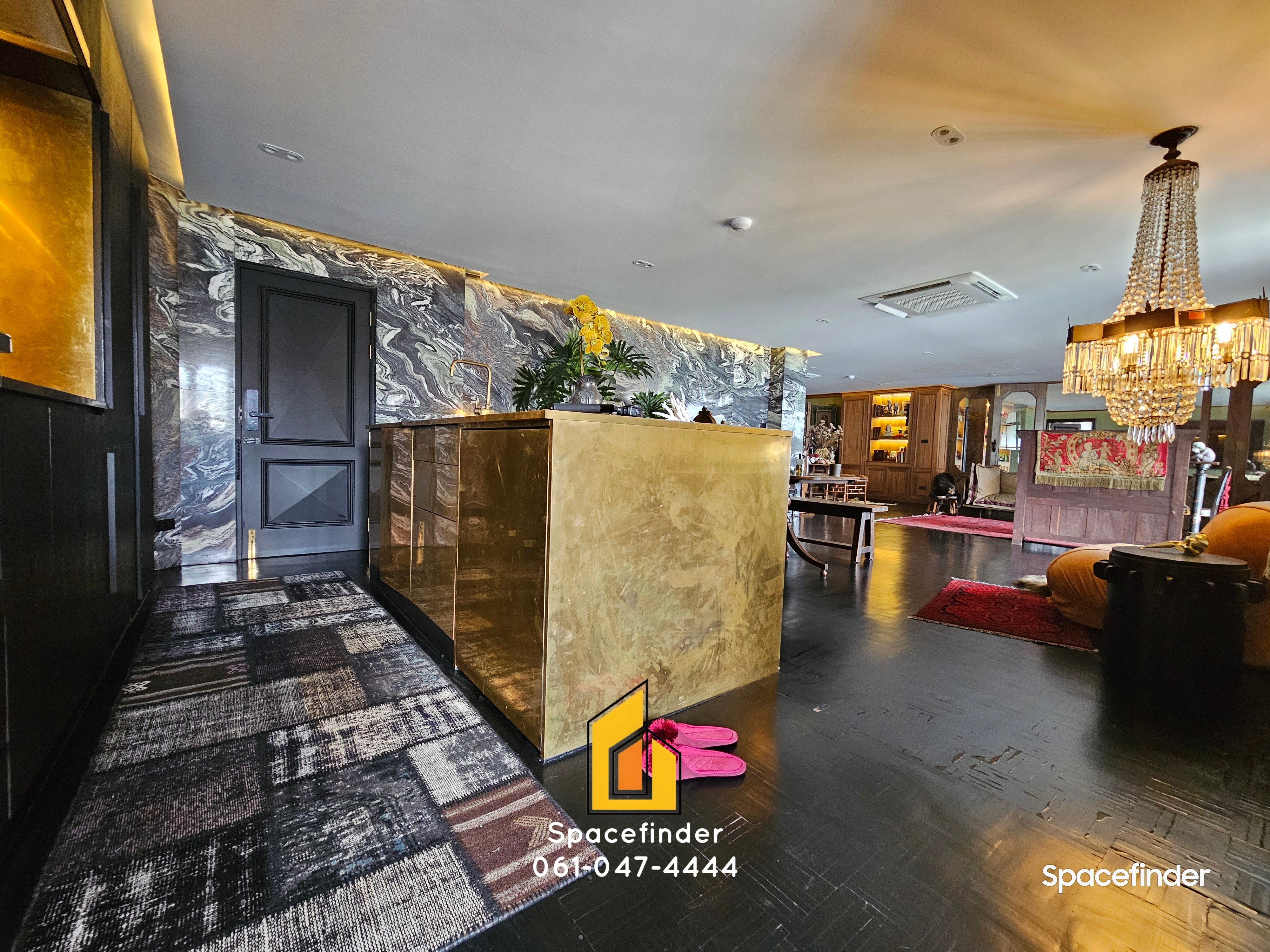 Spacieux et élégant condo de 3 chambres au cœur de Sukhumvit – Parfait pour les expatriés et les nomades numériques Appelez Spacefinder 061-047-4444